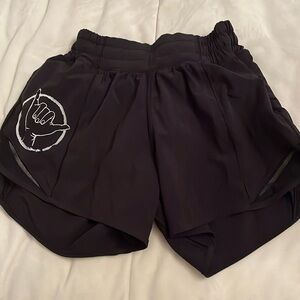 Lululemon hotty hot - Hawaii edition